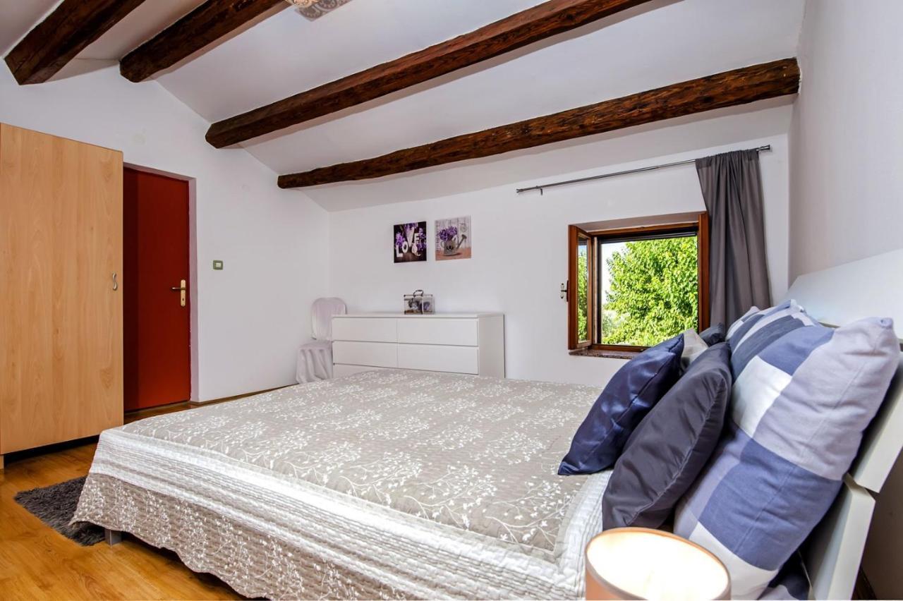 Holiday Apartment Daria 20 Rovinj Exterior photo
