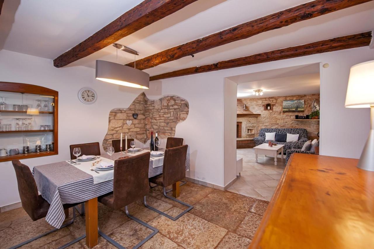 Holiday Apartment Daria 20 Rovinj Exterior photo